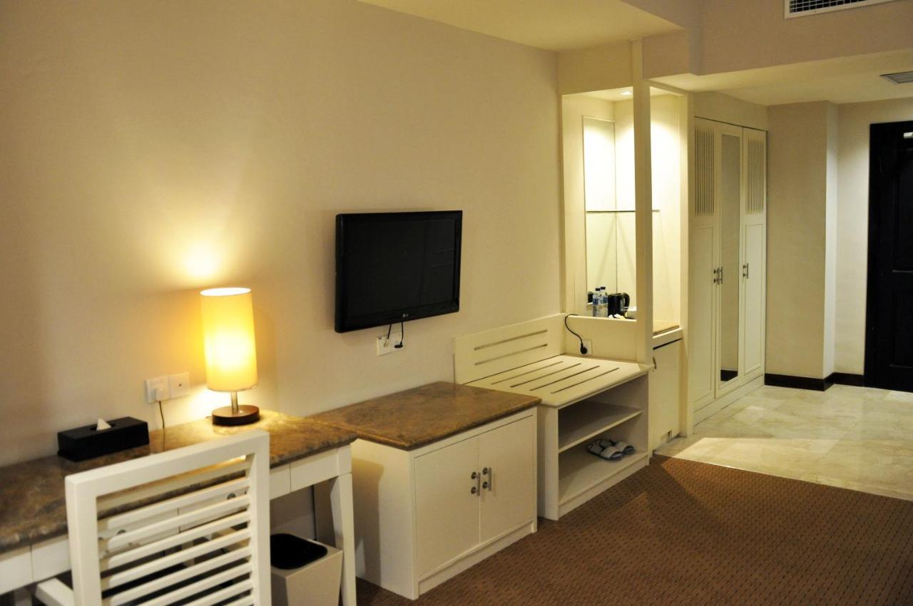 נגויה Beverly Hotel Batam מראה חיצוני תמונה