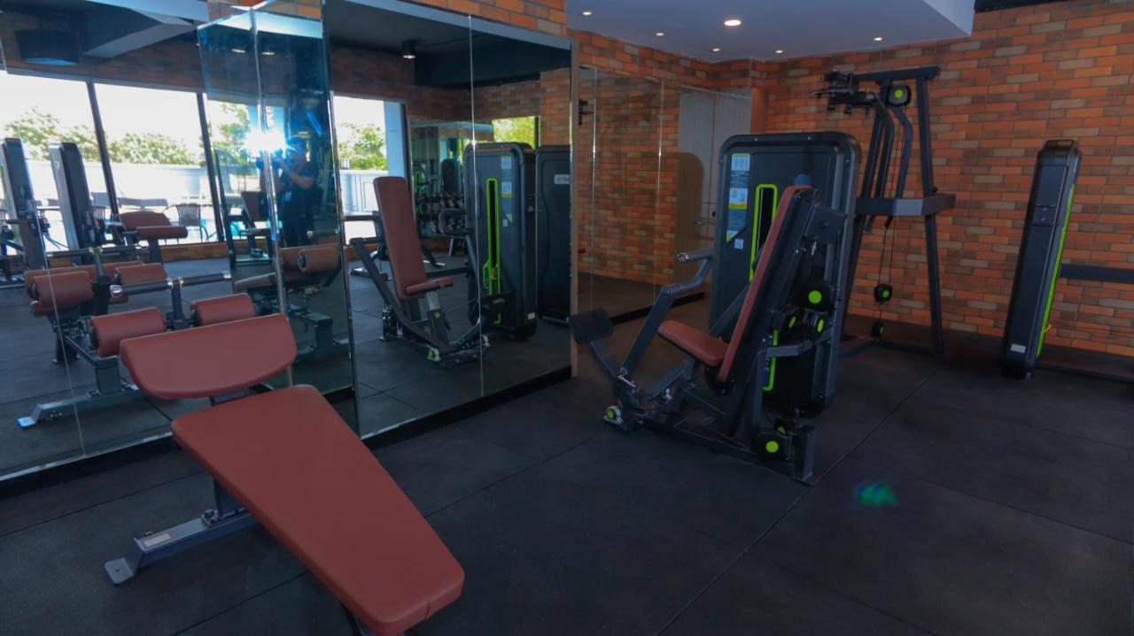 נגויה Beverly Hotel Batam מראה חיצוני תמונה